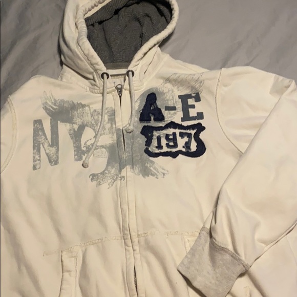 Men’s American Eagle Zip-Up Sweatshirt - Picture 11 of 12